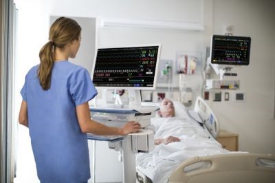 Жан сақтау  бөлімінде дәрігерлердің қатысуымен жоғары денгейде анестезиологиялық реанимациялық іс шаралар , ота жасалынады 